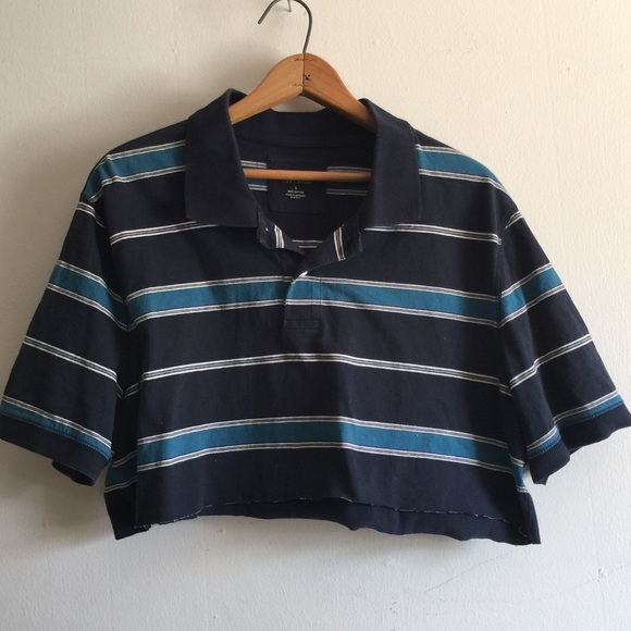 Vintage Tops - Cropped Collared Tshirt
